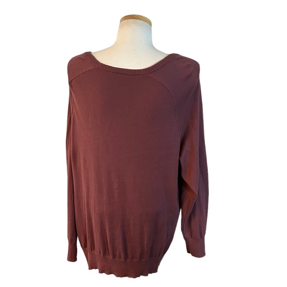 Torrid Pullover Knot Embellished Sweater Size 2 - Picture 5 of 10